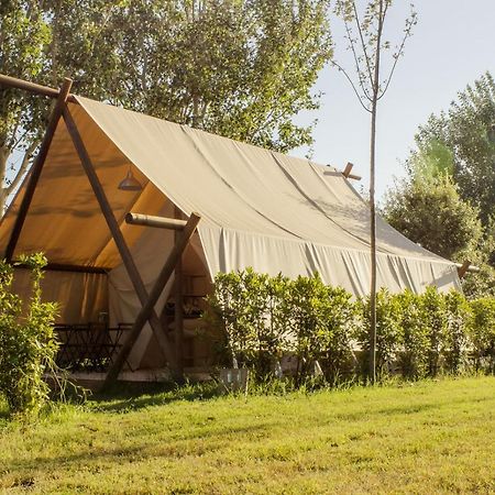 Bnatural Glamping Naturista/Nudista 巴拉蒂 外观 照片