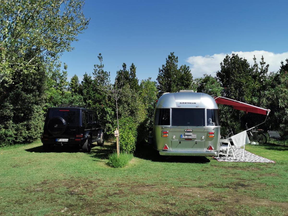 Bnatural Glamping Naturista/Nudista 巴拉蒂 外观 照片