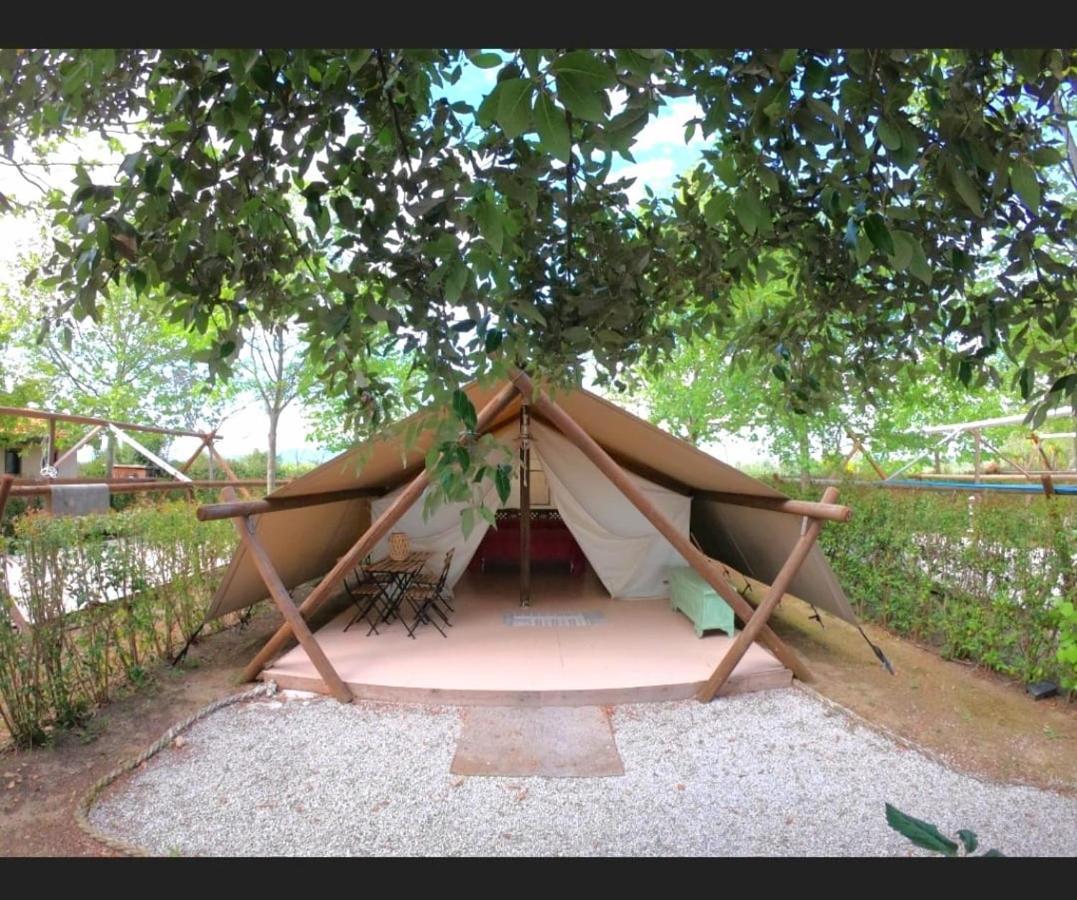 Bnatural Glamping Naturista/Nudista 巴拉蒂 外观 照片